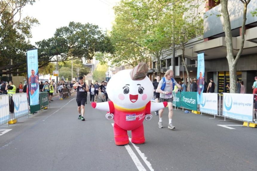Amy Vietjet Sydney Marathon