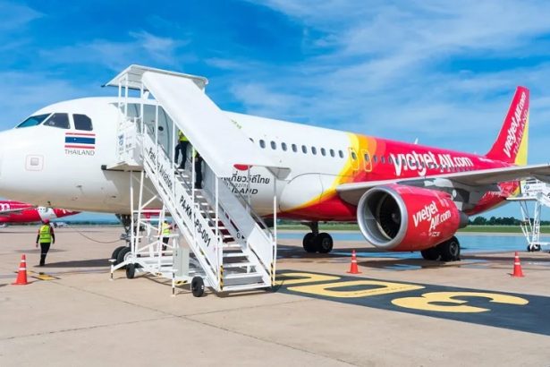 Vietjet bị delay vì lý do gì?