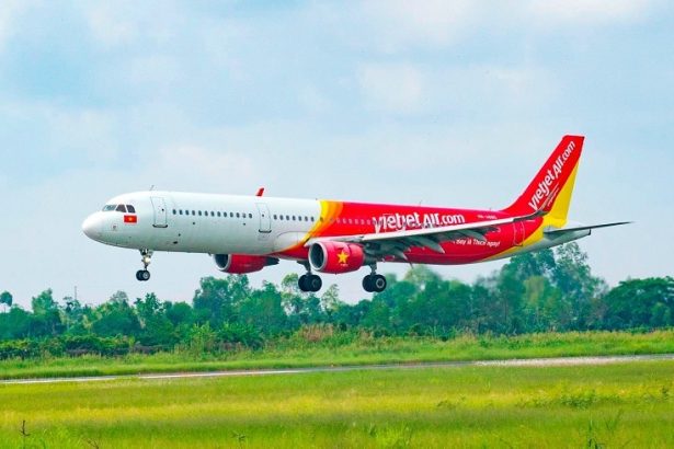 Vietjet hủy chuyến có hoàn tiền không?