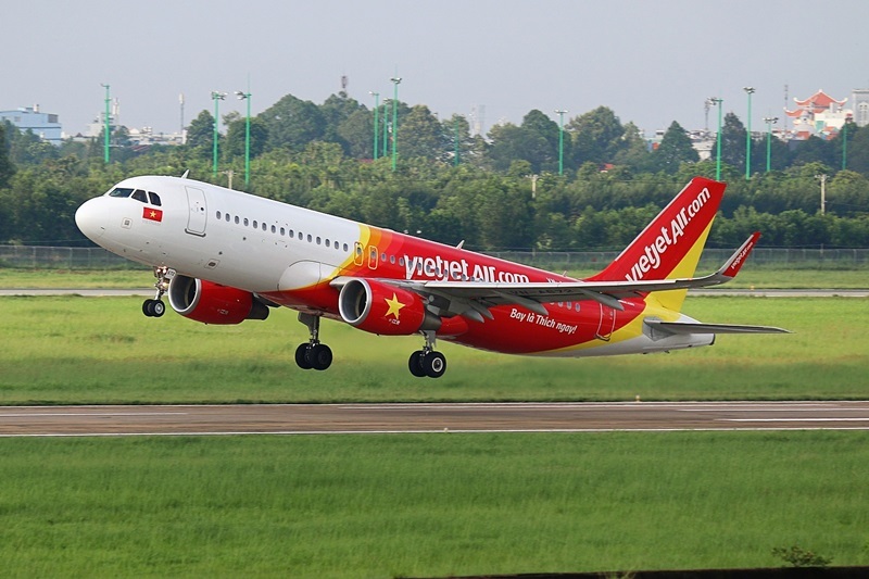 Lý do khiến hãng hàng không Vietjet lỗ nặng trong năm 2022 không phải vì doanh thu giảm.