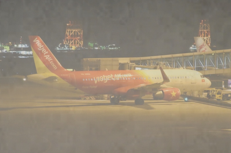 Máy bay Vietjet phải đổi hướng không đáp ở sân bay Vinh vì sương mù.
