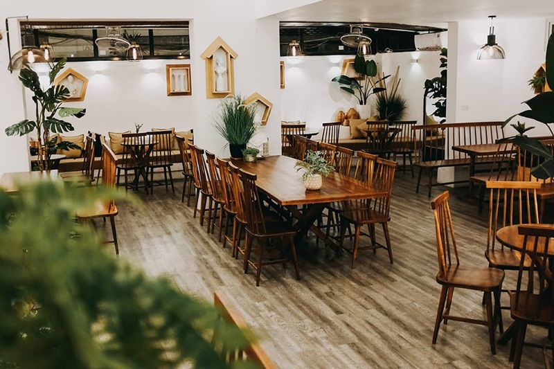 Orimia Coffee & Lounge là quán cafe có không gian yên tĩnh thích hợp cho hẹn hò, thư giãn.