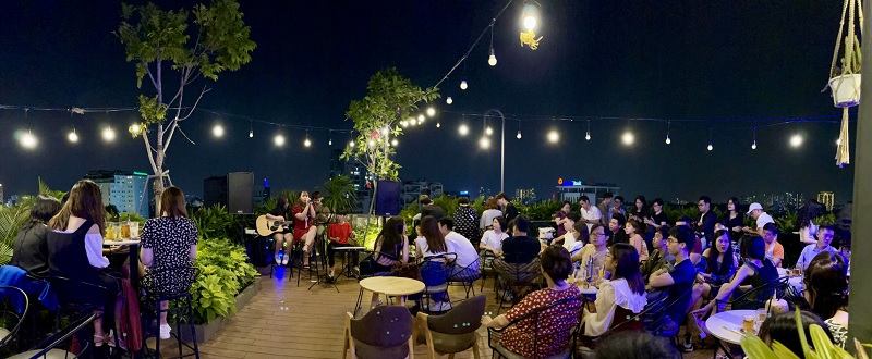Skyy Garden - Cafe Acoustic Phú Nhuận.