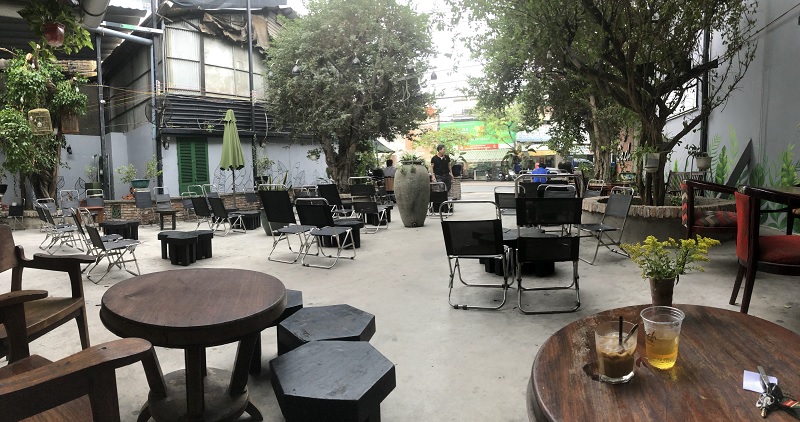Gach - Địa chỉ quán cafe sân vườn quận 11 phù hợp cho mọi đối tượng khách hàng.