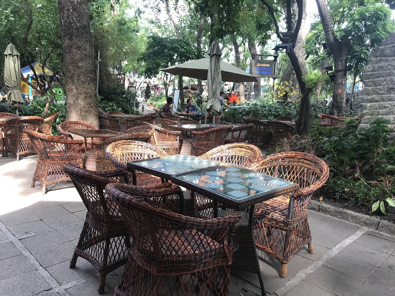 Vườn Đá - Quán cafe sân vườn quận 11 nổi tiếng.