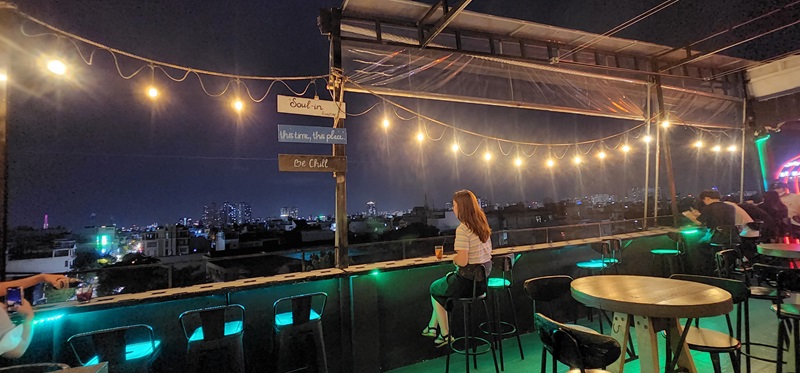 Soul-in Rooftop - Địa chỉ cafe view đẹp Tân Phú trên cao.