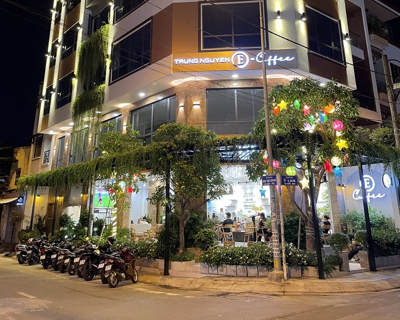Cà phê Trung Nguyên quận Tân Phú đường Ỷ Lan.
